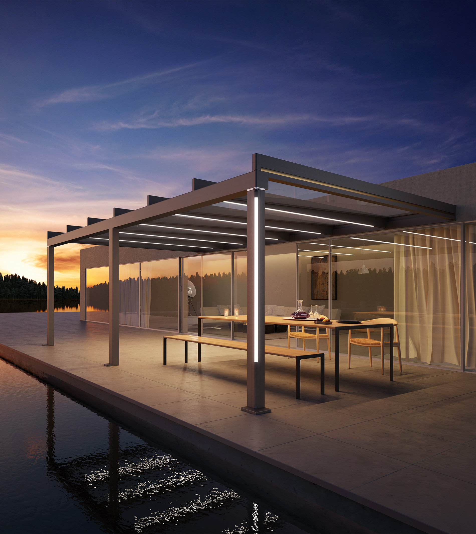 Eine mit beleuchteter Glasdach-Pergola überdachte Terrasse vor einem modernen Haus mit Pool in der Abenddämmerung